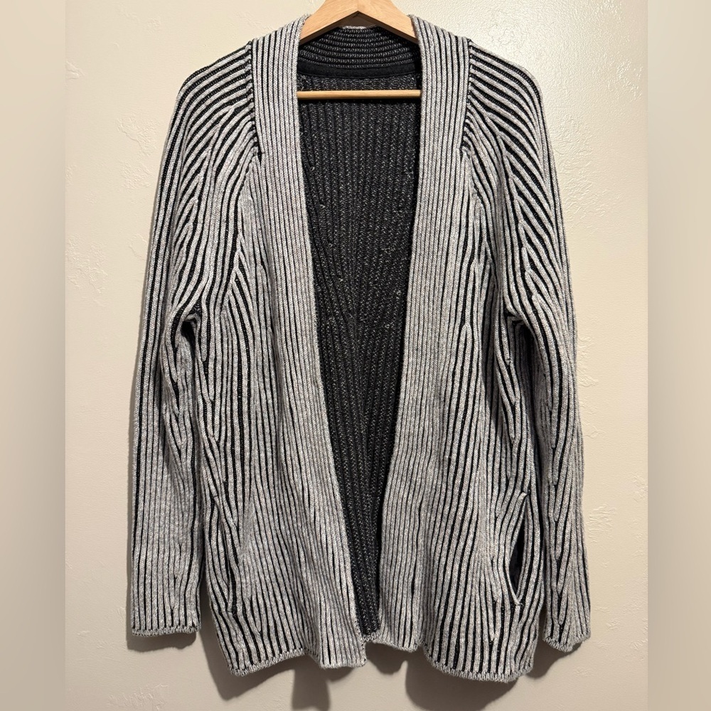 Lululemon Cotton-Cashmere Blend Sweater Wrap Powdered Clay/White/Lakeside Size 8 - Picture 4 of 15